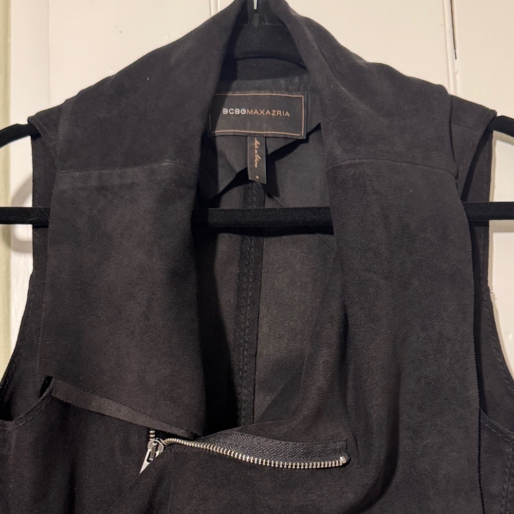 BCBGMaxAzria Black Faux Suede Asymmetrical Vest Exposed Zipper